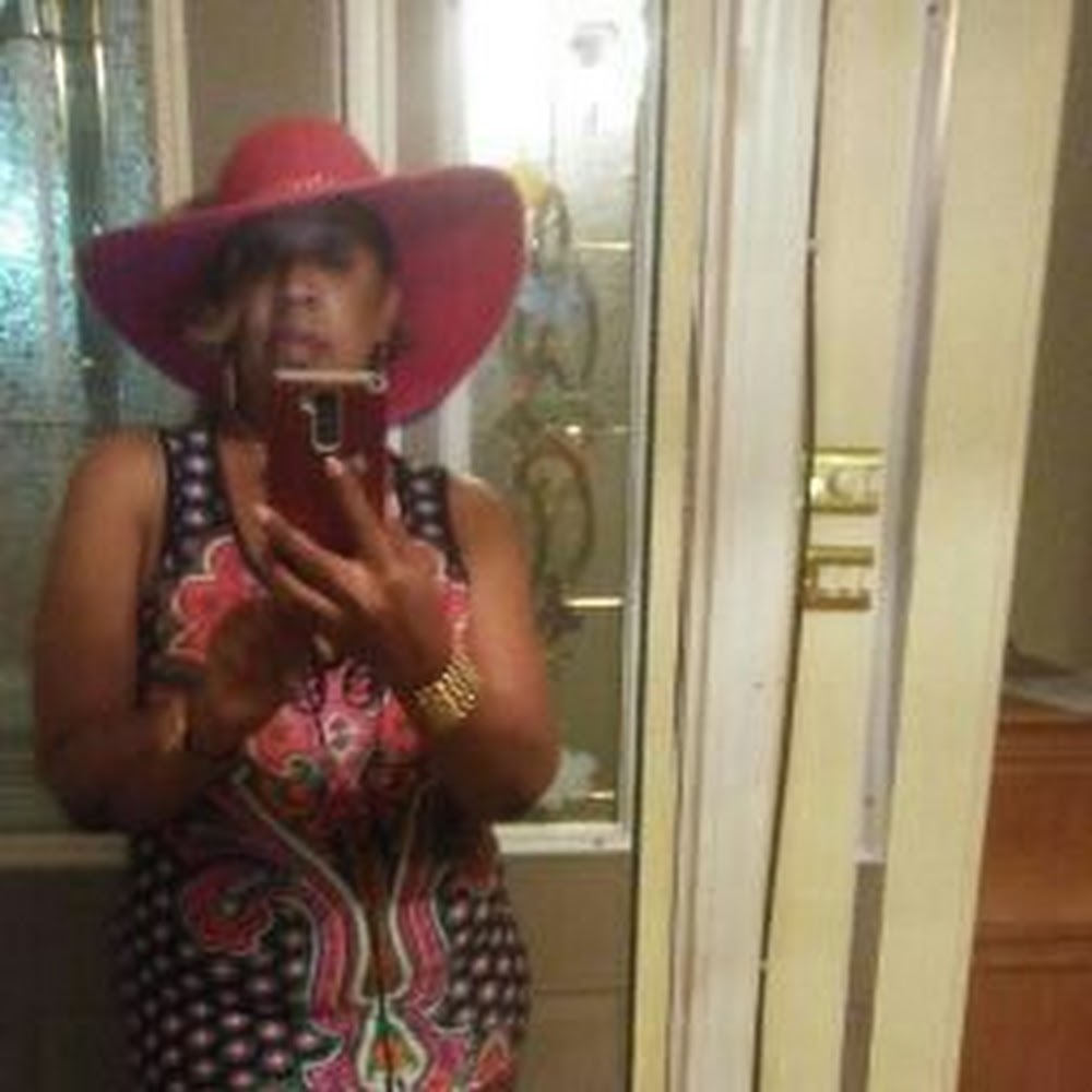 Meet your Posher, Sand